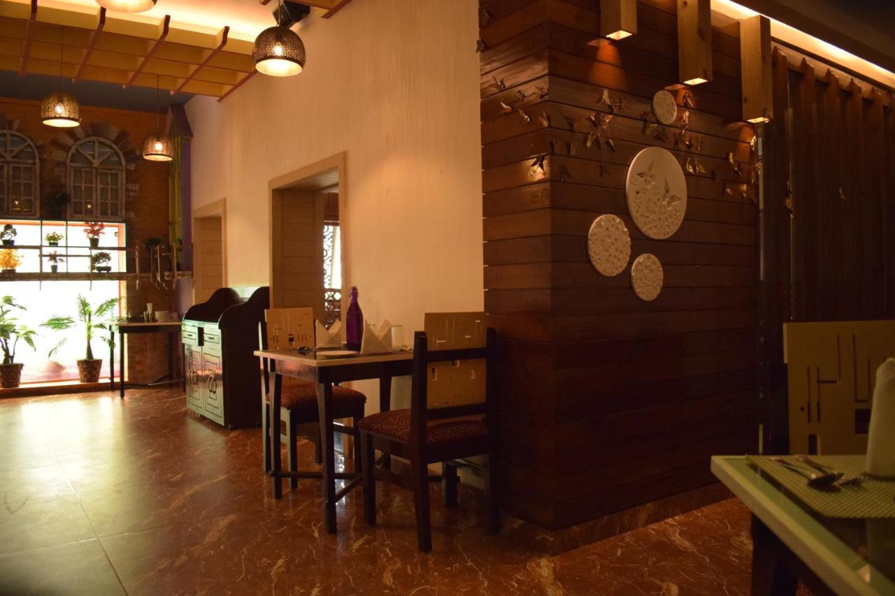 Hotel Hari Vilaas Varanasi Eksteriør bilde