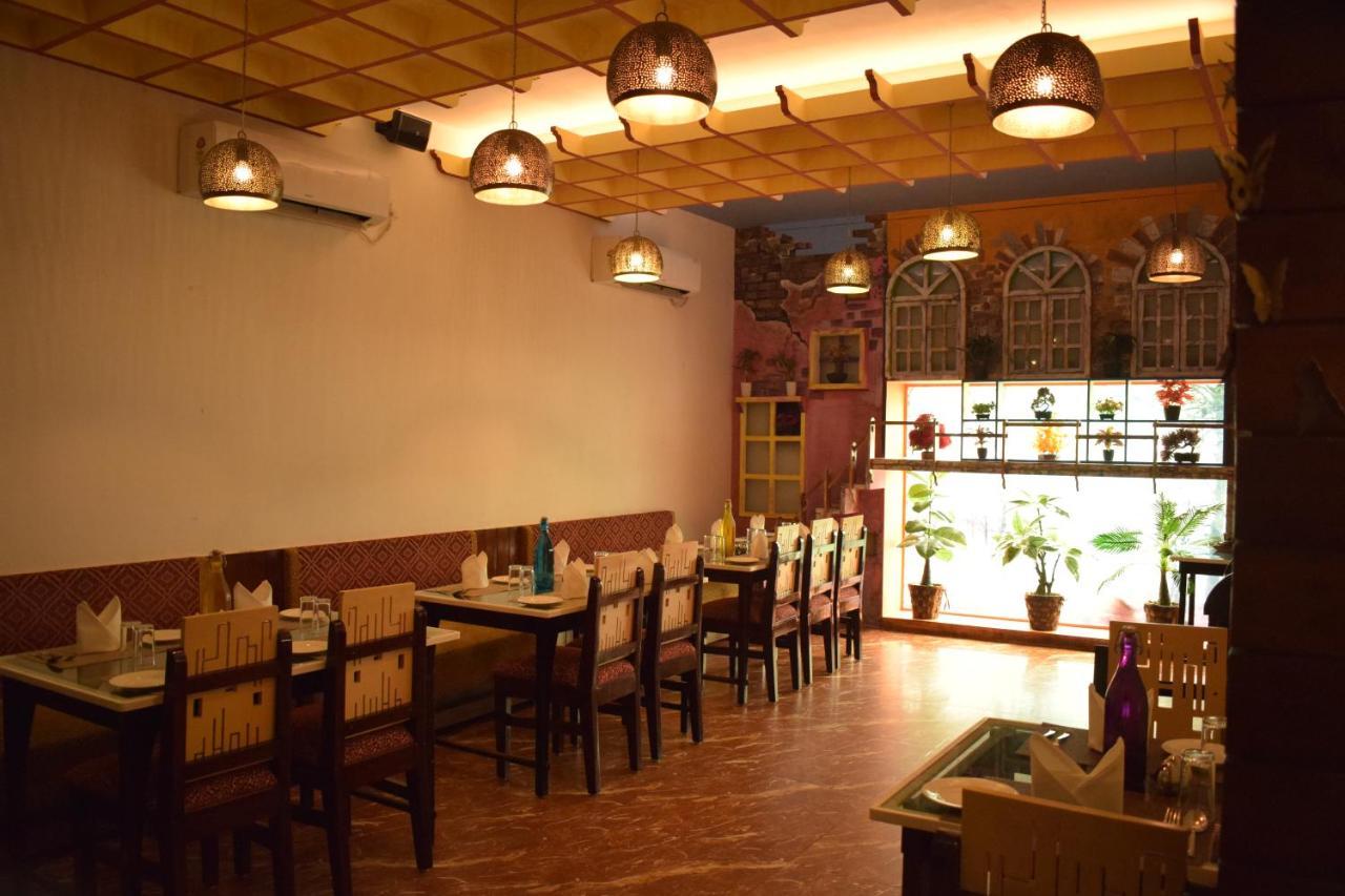 Hotel Hari Vilaas Varanasi Eksteriør bilde