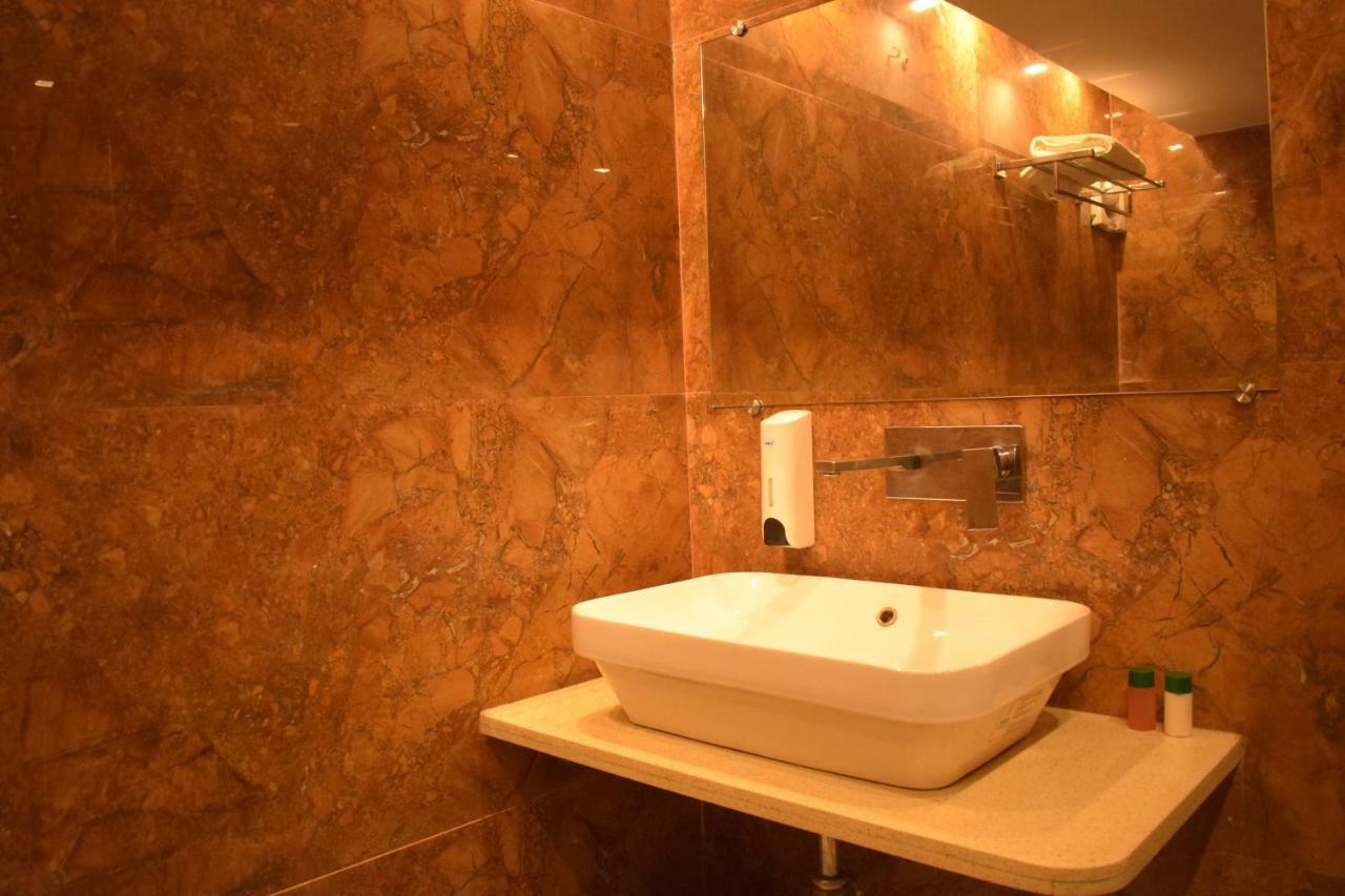 Hotel Hari Vilaas Varanasi Eksteriør bilde