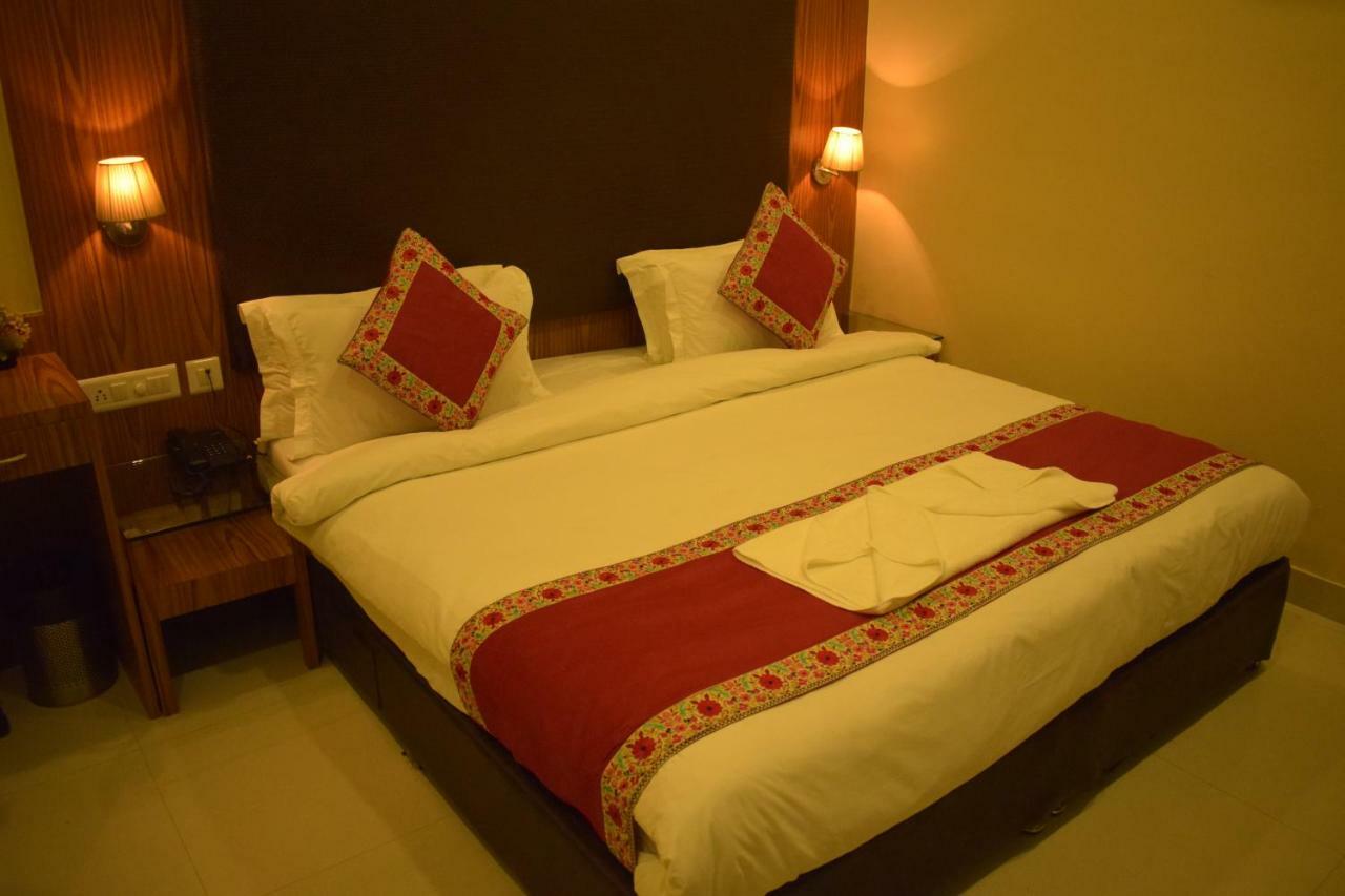 Hotel Hari Vilaas Varanasi Eksteriør bilde